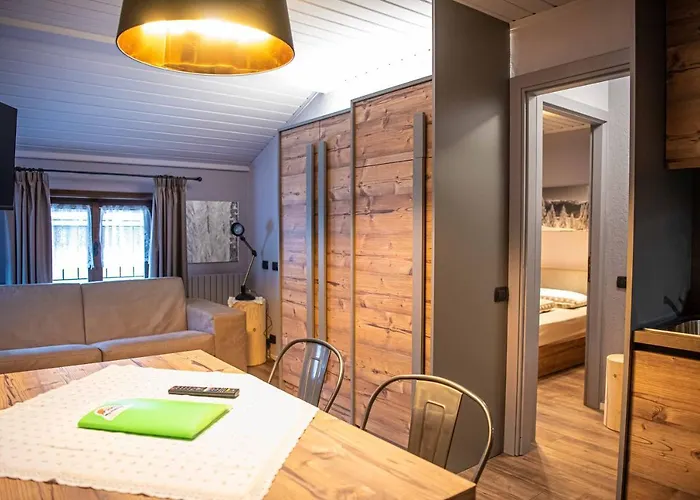Colombo Myholidaylivigno ליביניו